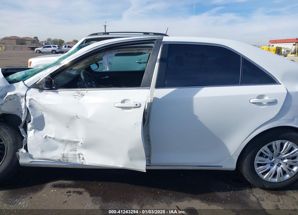 2014 TOYOTA CAMRY LE VIN: 4T4BF1FK6ER343032