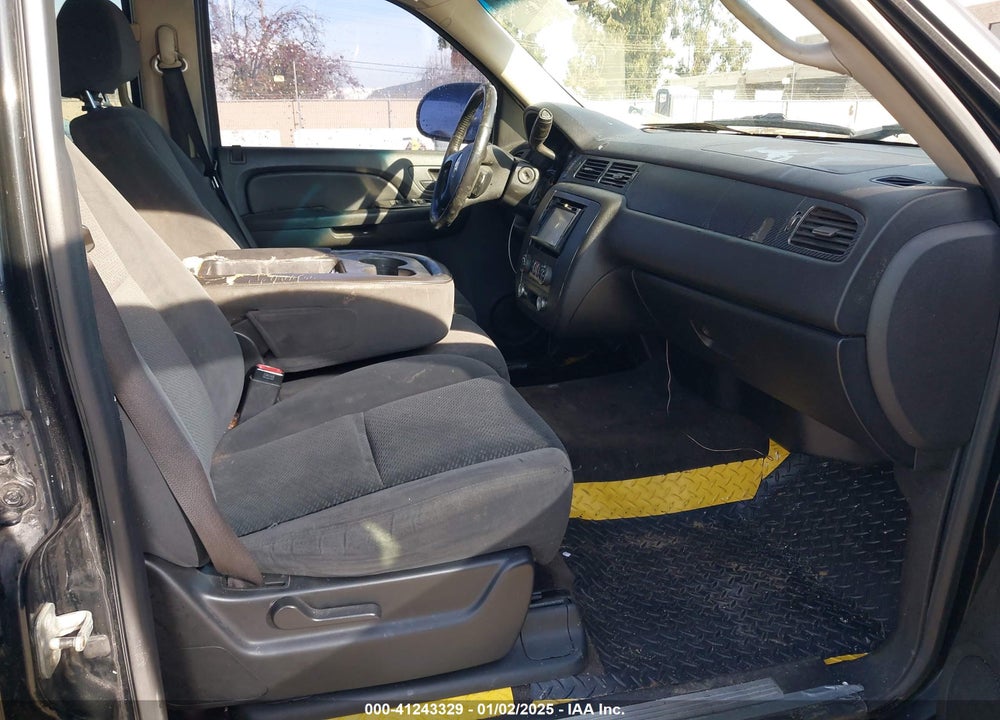 2007 CHEVROLET TAHOE LS VIN: 1GNFC13037R249585