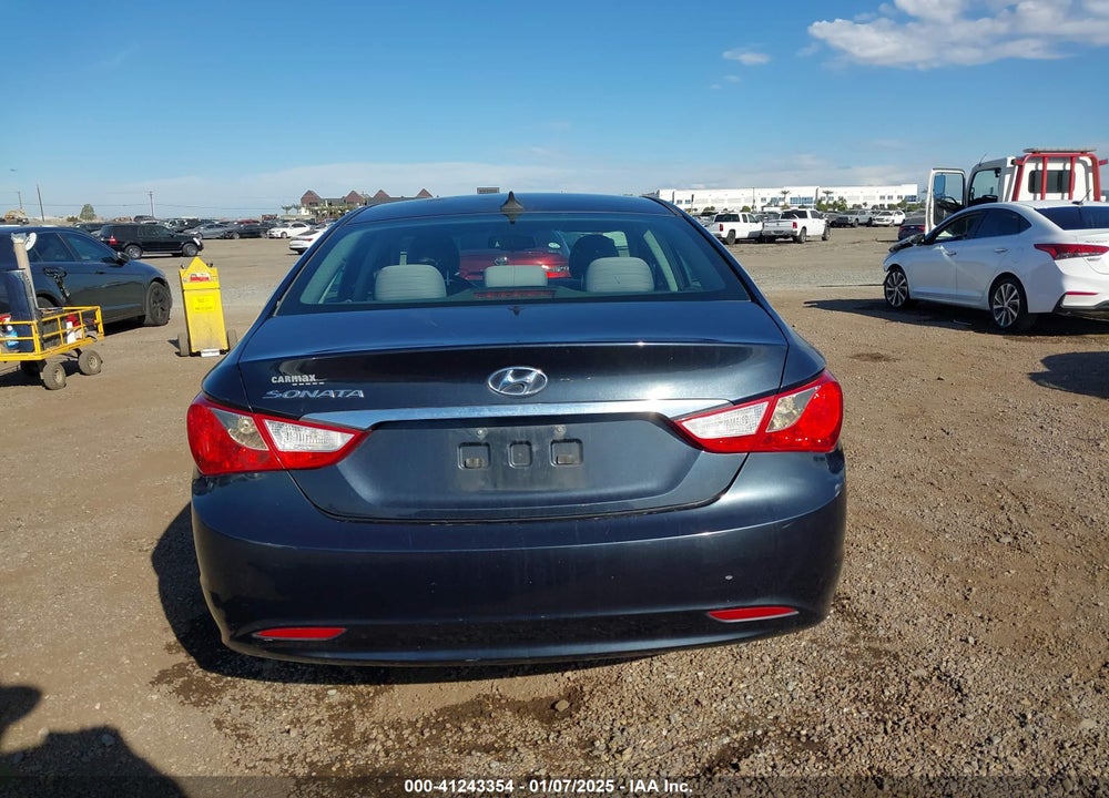 2013 HYUNDAI SONATA GLS VIN: 5NPEB4AC7DH632793