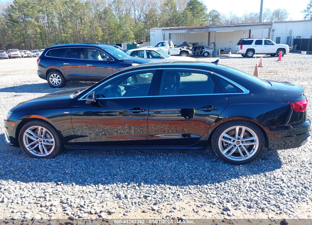 2024 AUDI A4 PREMIUM PLUS 45 TFSI S LINE QUATTRO S TRONIC VIN: WAUEAAF41RN006700