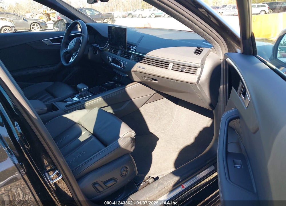 2024 AUDI A4 PREMIUM PLUS 45 TFSI S LINE QUATTRO S TRONIC VIN: WAUEAAF41RN006700