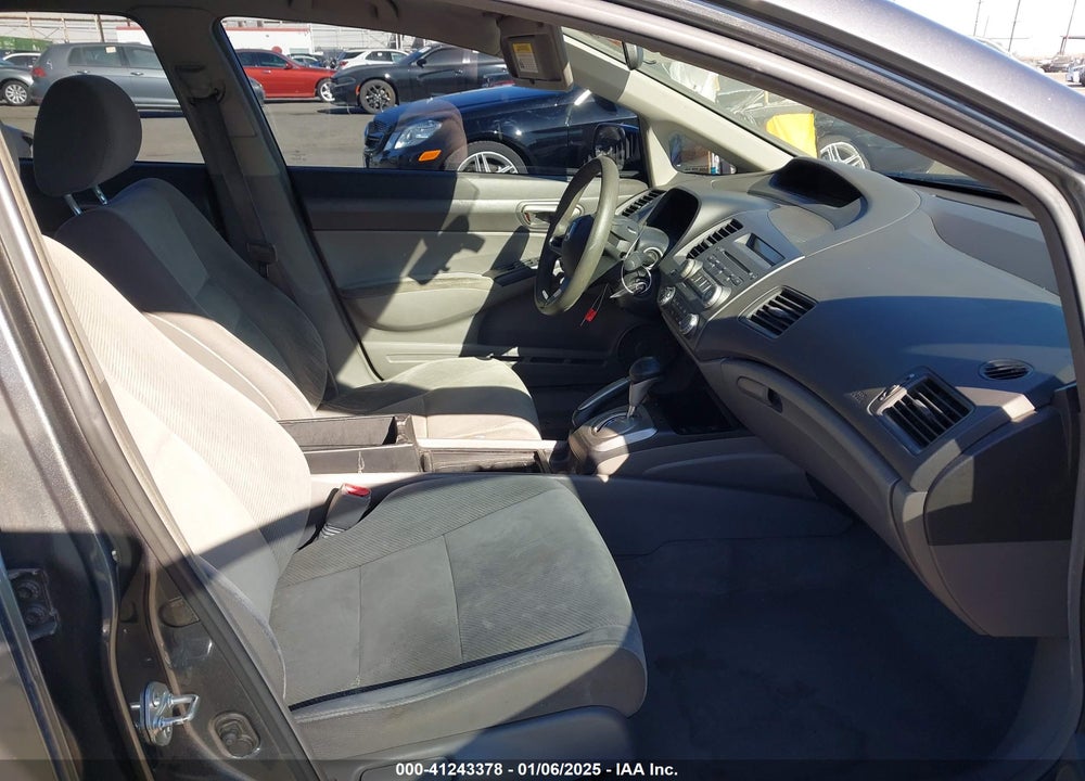 2010 HONDA CIVIC LX VIN: 19XFA1F55AE059148