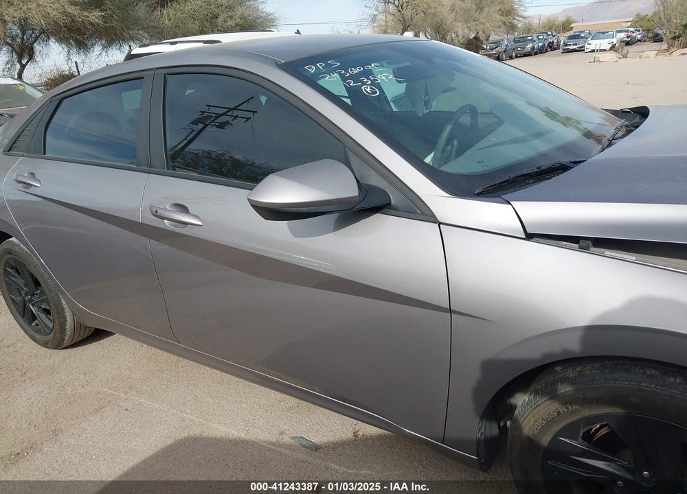 2023 HYUNDAI ELANTRA VIN: KMHLM4AG4PU550997