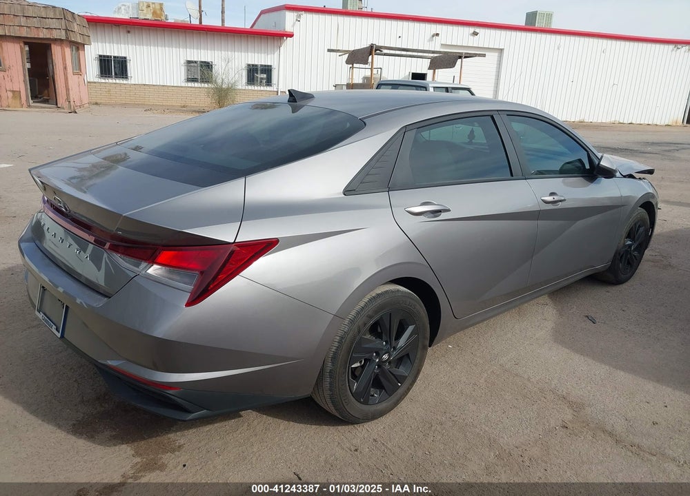 2023 HYUNDAI ELANTRA VIN: KMHLM4AG4PU550997