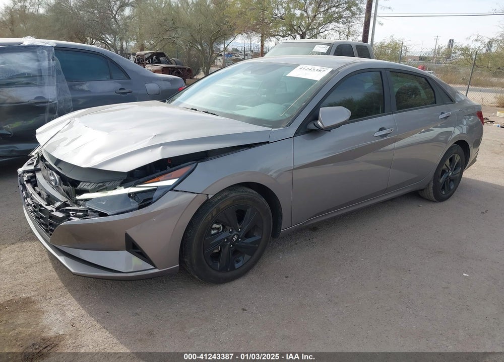 2023 HYUNDAI ELANTRA VIN: KMHLM4AG4PU550997