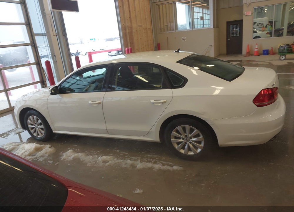 2012 VOLKSWAGEN PASSAT VIN: 1VWAH7A35CC107902