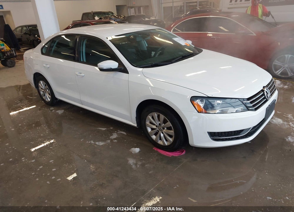 2012 VOLKSWAGEN PASSAT VIN: 1VWAH7A35CC107902