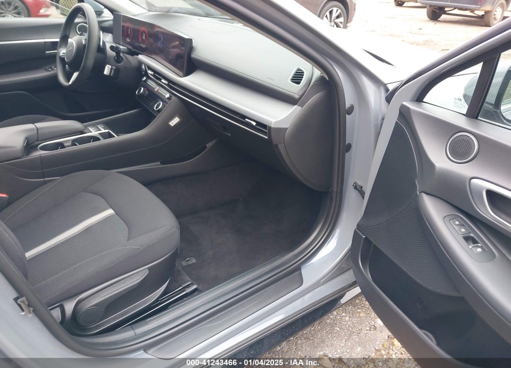 2024 HYUNDAI SONATA SEL VIN: KMHL64JA1RA354154