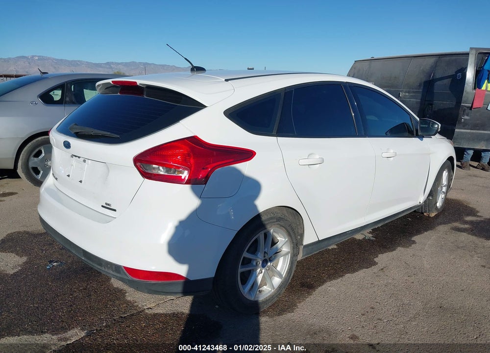 2016 FORD FOCUS VIN: 1FADP3K25GL384434