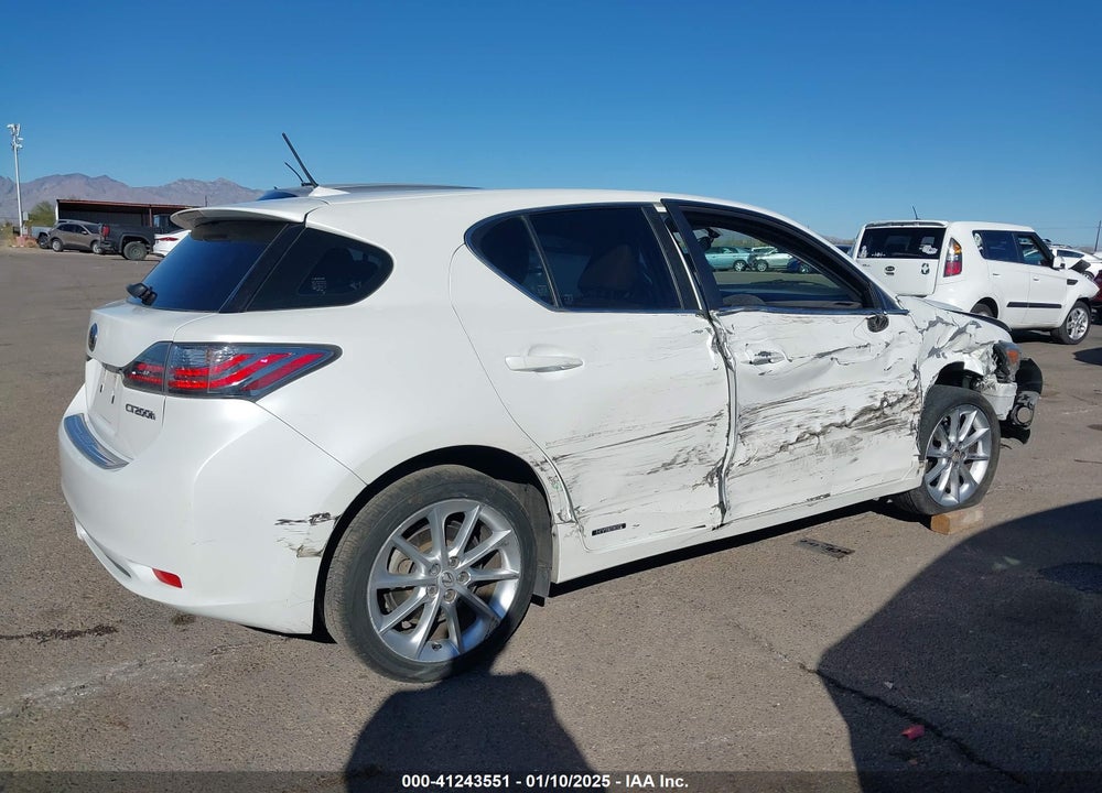 2013 LEXUS CT 200H VIN: JTHKD5BH3D2167619