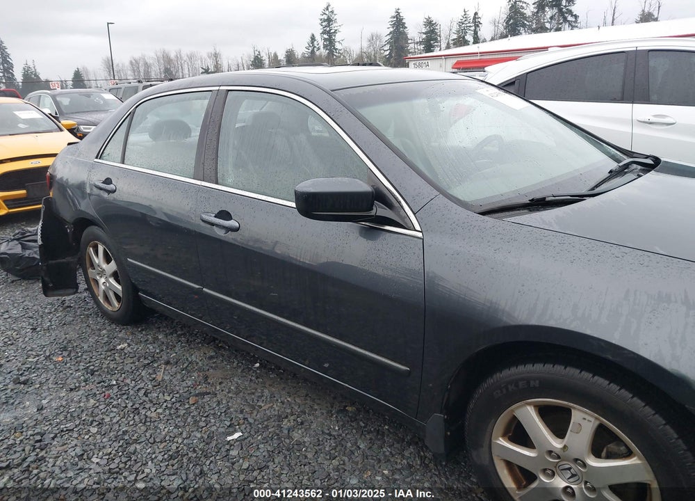 2005 HONDA ACCORD 3.0 EX VIN: 1HGCM66505A074187