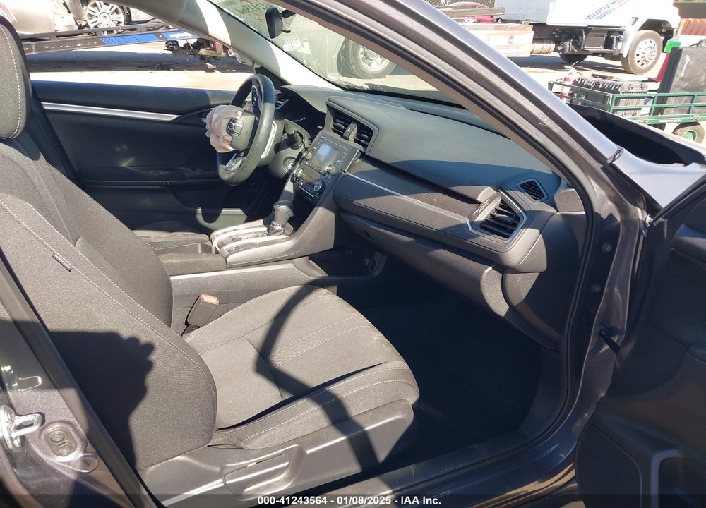 2020 HONDA CIVIC LX VIN: 2HGFC2F61LH511002