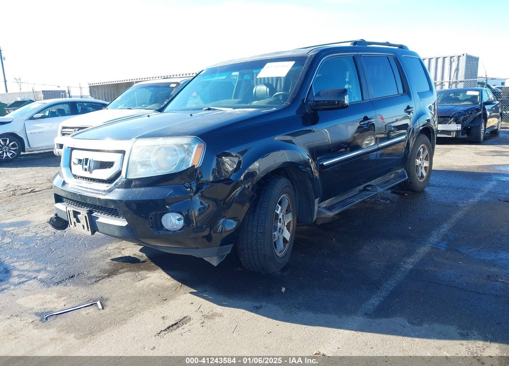 2010 HONDA PILOT TOURING VIN: 5FNYF4H90AB005553