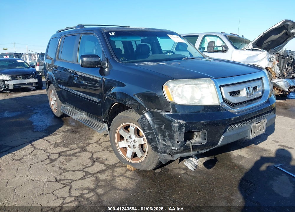 2010 HONDA PILOT TOURING VIN: 5FNYF4H90AB005553