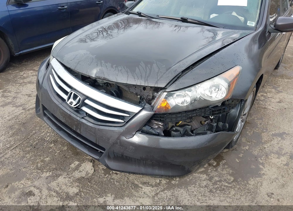 2011 HONDA ACCORD 2.4 EX-L VIN: 1HGCP2F88BA033568
