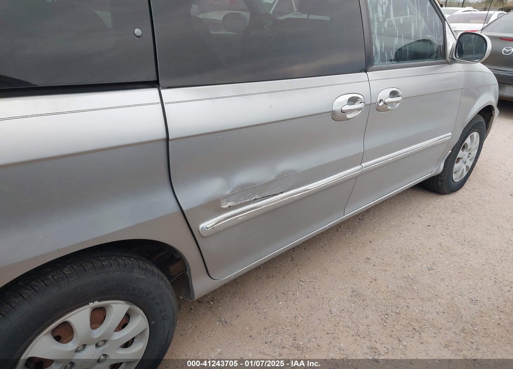 2004 KIA SEDONA EX/LX VIN: KNDUP131X46513783