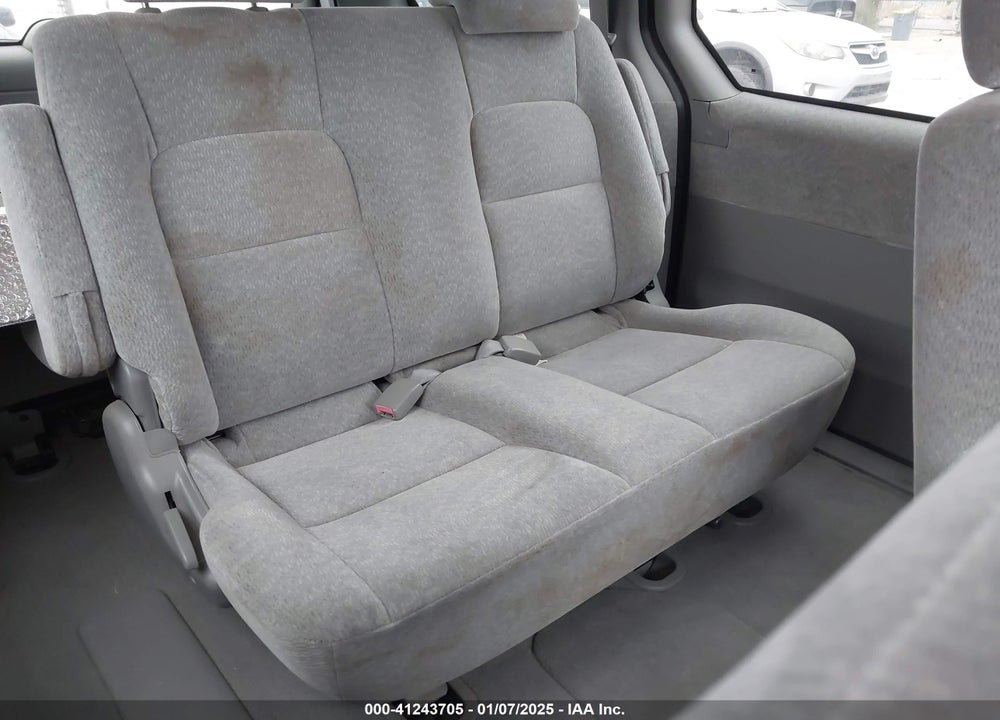 2004 KIA SEDONA EX/LX VIN: KNDUP131X46513783