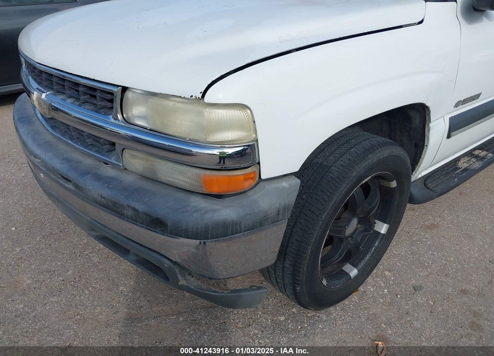 2003 CHEVROLET TAHOE LS VIN: 1GNEC13V23R154291