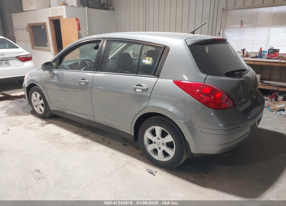 2008 NISSAN VERSA 1.8SL VIN: 3N1BC13E98L453385