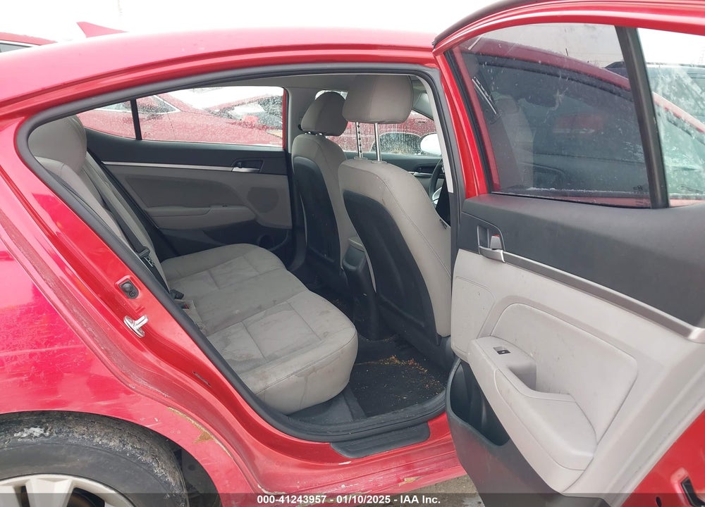 2020 HYUNDAI ELANTRA VIN: 5NPD84LFXLH556096