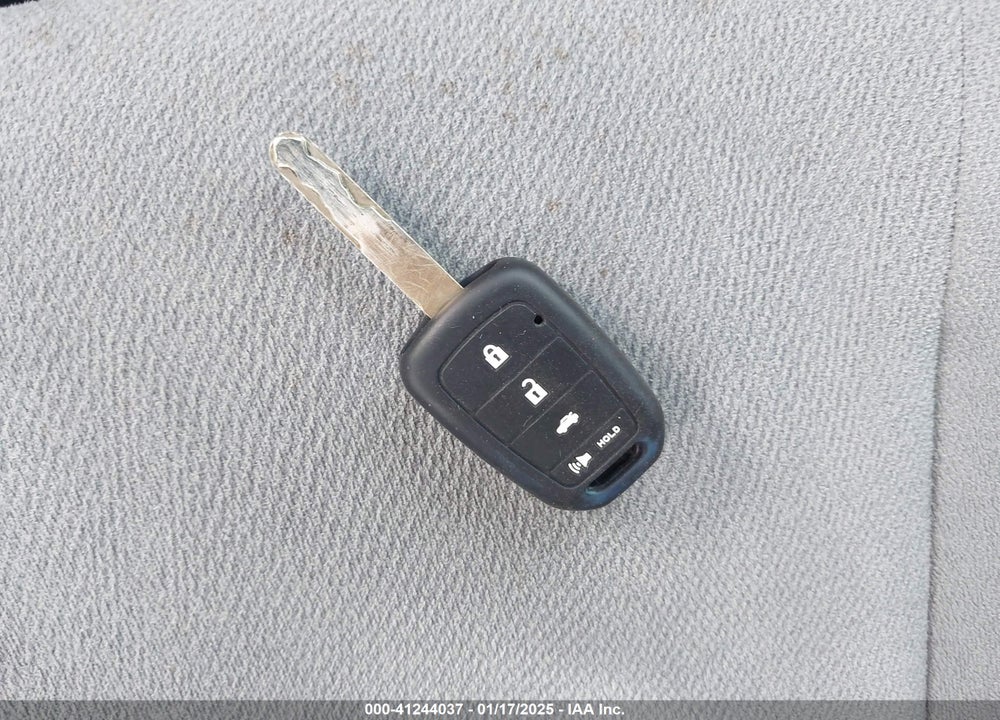 2013 HONDA ACCORD VIN: 1HGCR2F31DA268962