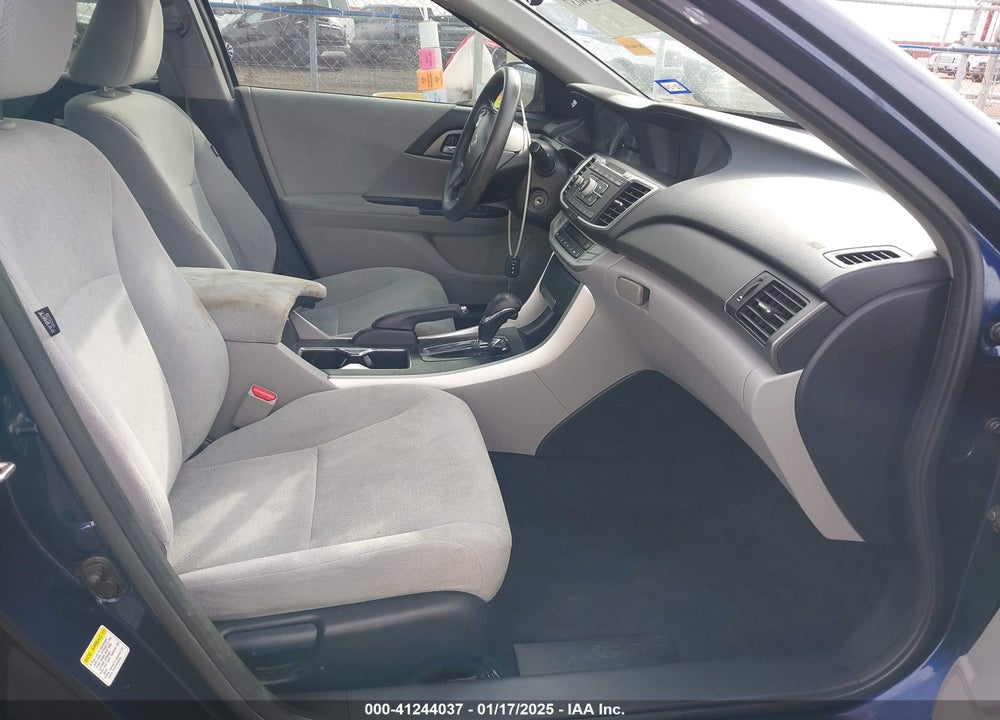 2013 HONDA ACCORD VIN: 1HGCR2F31DA268962