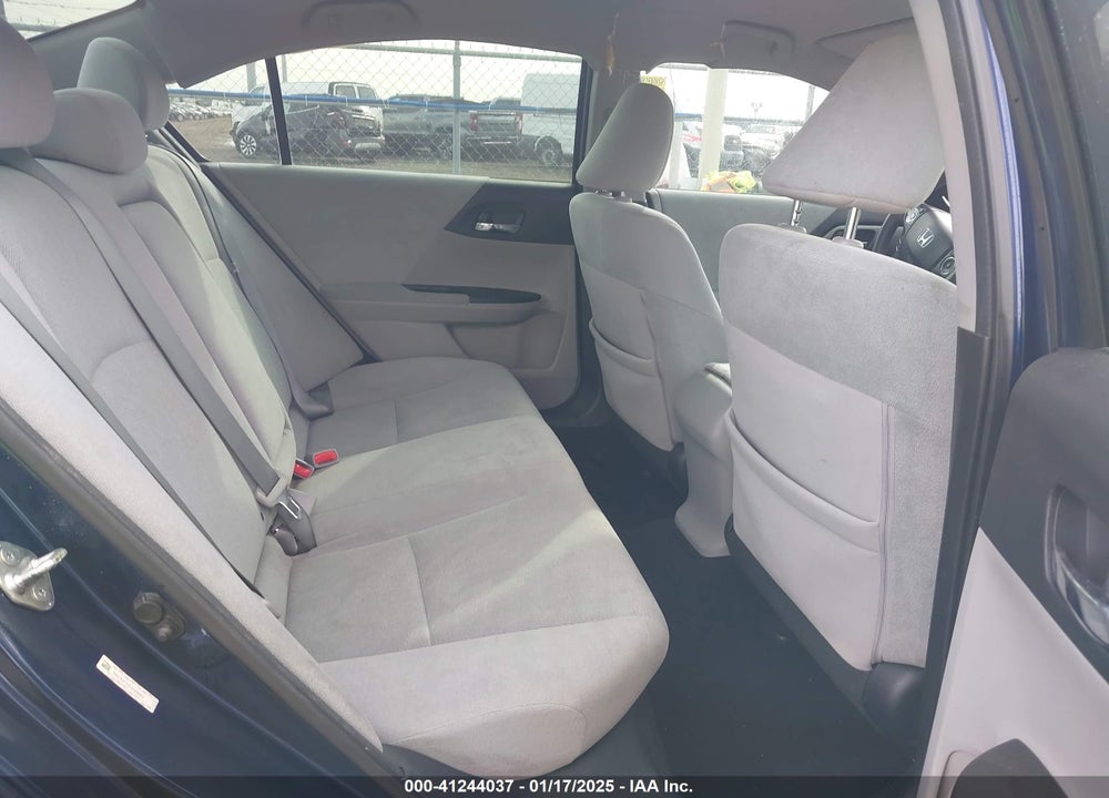 2013 HONDA ACCORD VIN: 1HGCR2F31DA268962