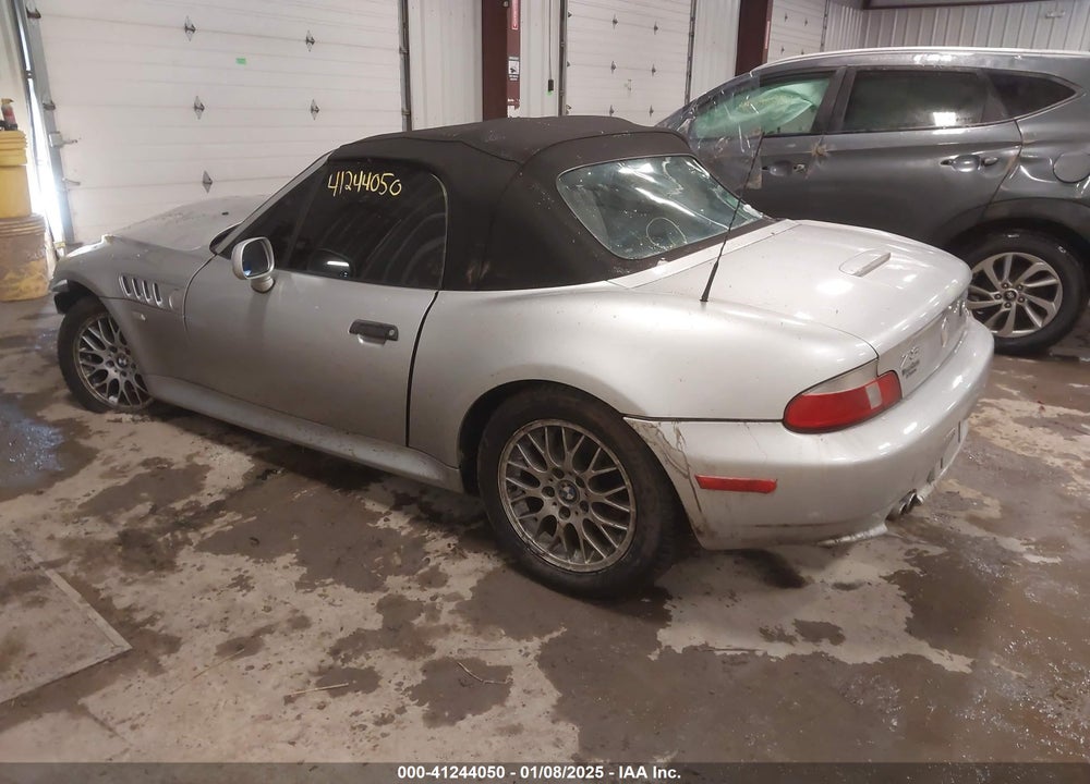 2000 BMW Z3 2.8 VIN: WBACH3345YLF72102