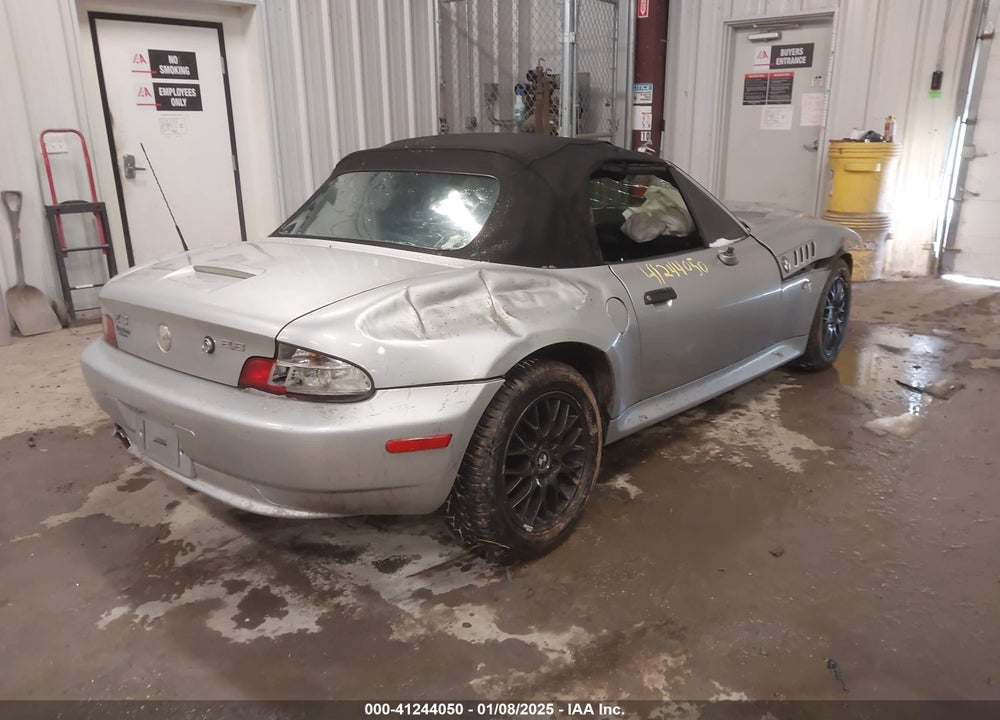2000 BMW Z3 2.8 VIN: WBACH3345YLF72102