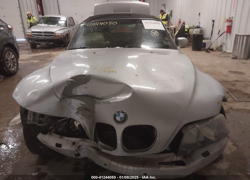 2000 BMW Z3 2.8 VIN: WBACH3345YLF72102