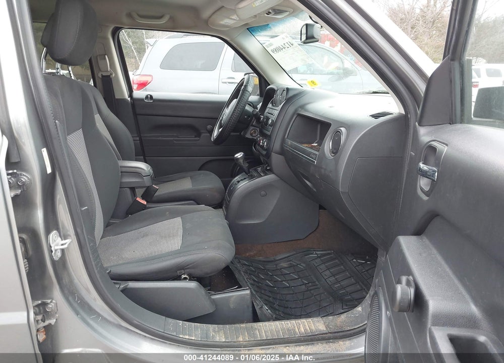 2013 JEEP PATRIOT SPORT VIN: 1C4NJRBB5DD274587
