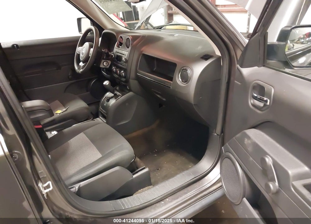 2016 JEEP PATRIOT SPORT VIN: 1C4NJRBB0GD746893