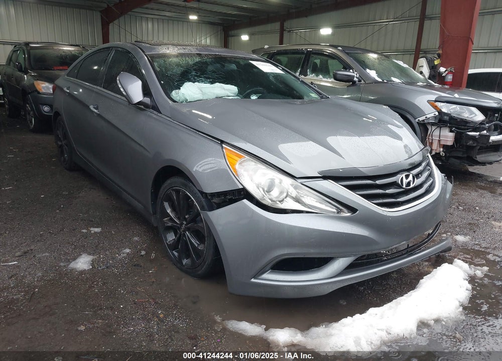 2014 HYUNDAI SONATA SE VIN: 5NPEC4ACXEH825499