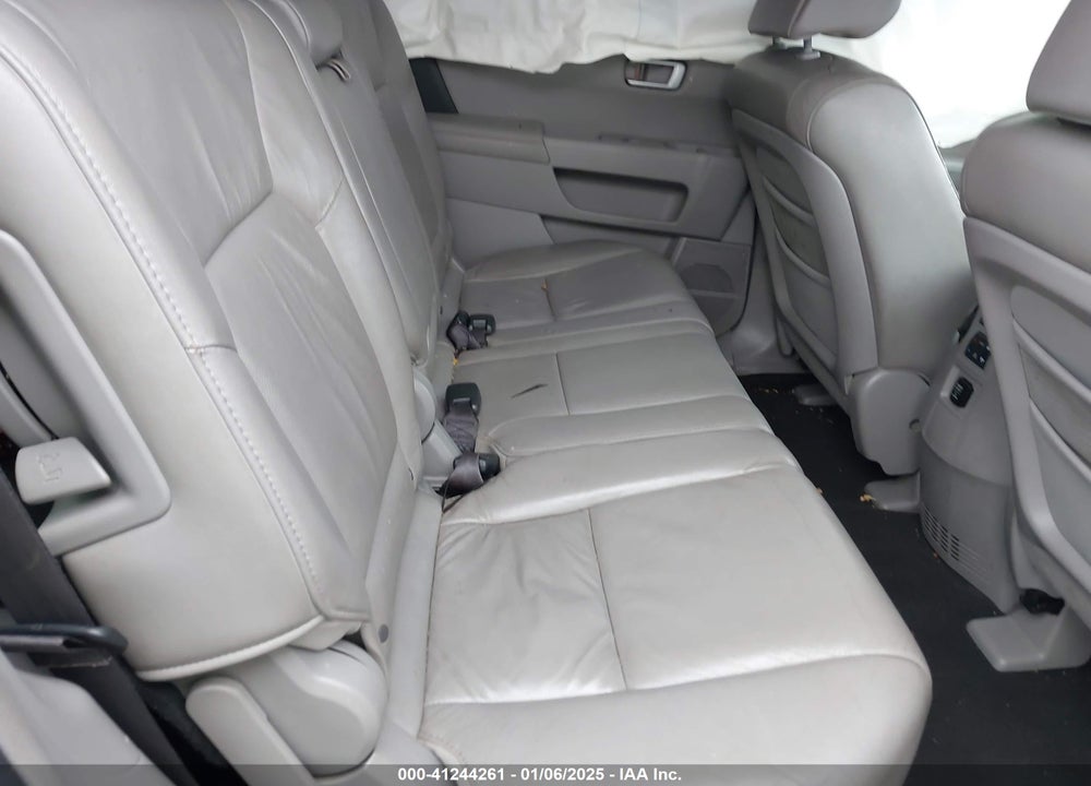 2009 HONDA PILOT TOURING VIN: 5FNYF38829B023601