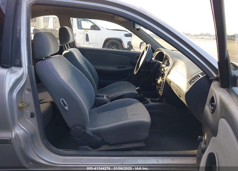 2002 DAEWOO LANOS S VIN: KLATA22642B703851