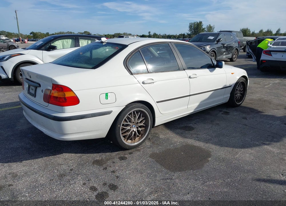 2005 BMW 325I VIN: WBAET37425NJ89474