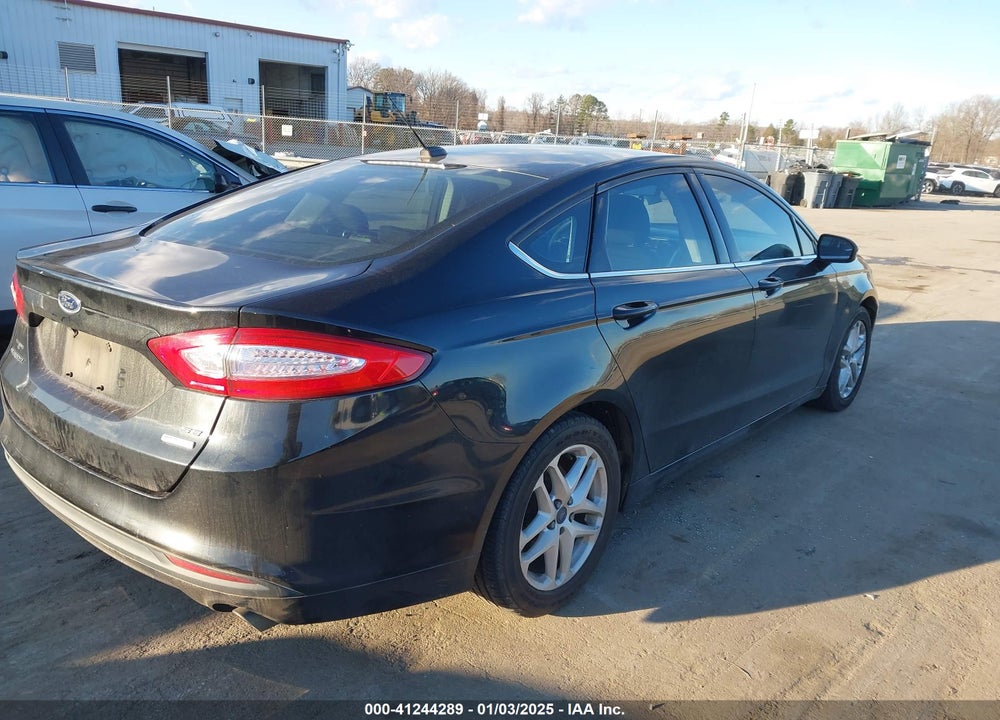 2015 FORD FUSION SE VIN: 3FA6P0HD4FR197637
