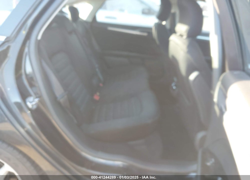 2015 FORD FUSION SE VIN: 3FA6P0HD4FR197637