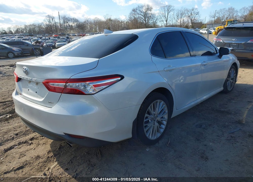 2019 TOYOTA CAMRY VIN: 4T1B11HK3KU719915
