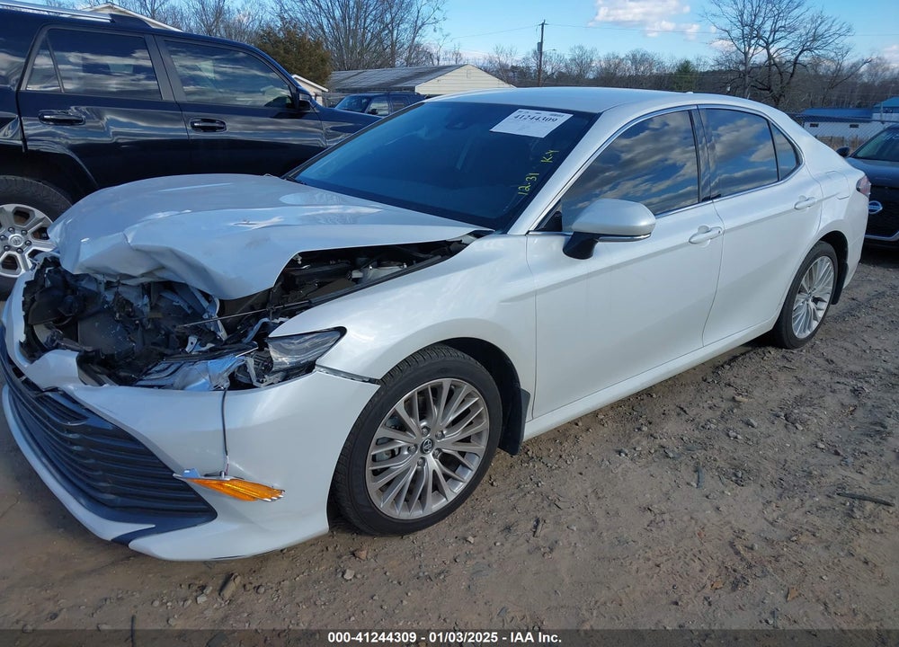 2019 TOYOTA CAMRY VIN: 4T1B11HK3KU719915