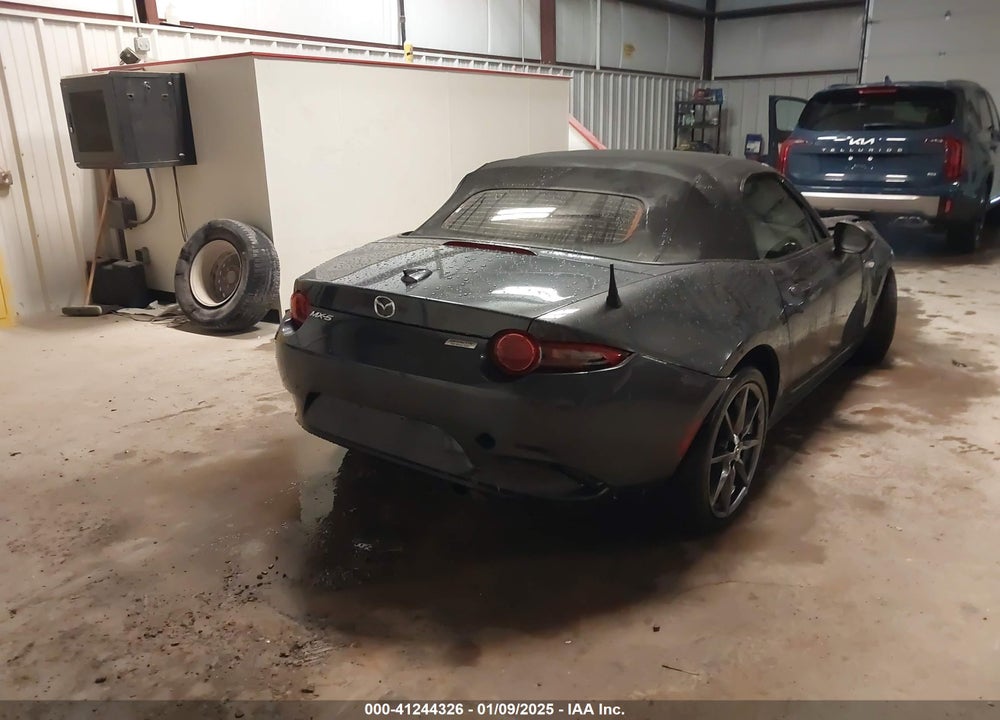 2017 MAZDA MX-5 MIATA GRAND TOURING VIN: JM1NDAD75H0124140