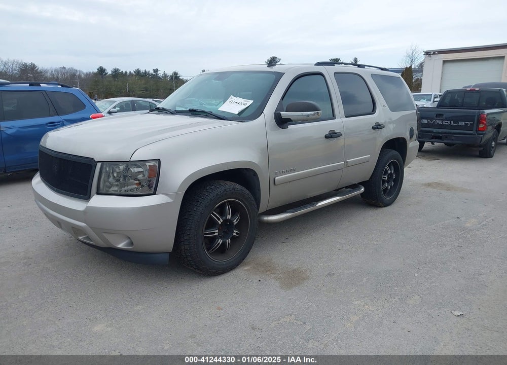 2008 CHEVROLET TAHOE LS VIN: 1GNFK13068R135925