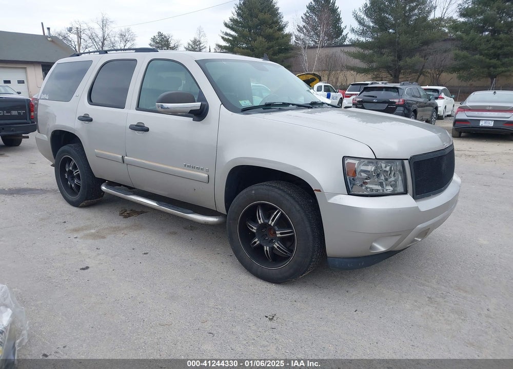 2008 CHEVROLET TAHOE LS VIN: 1GNFK13068R135925
