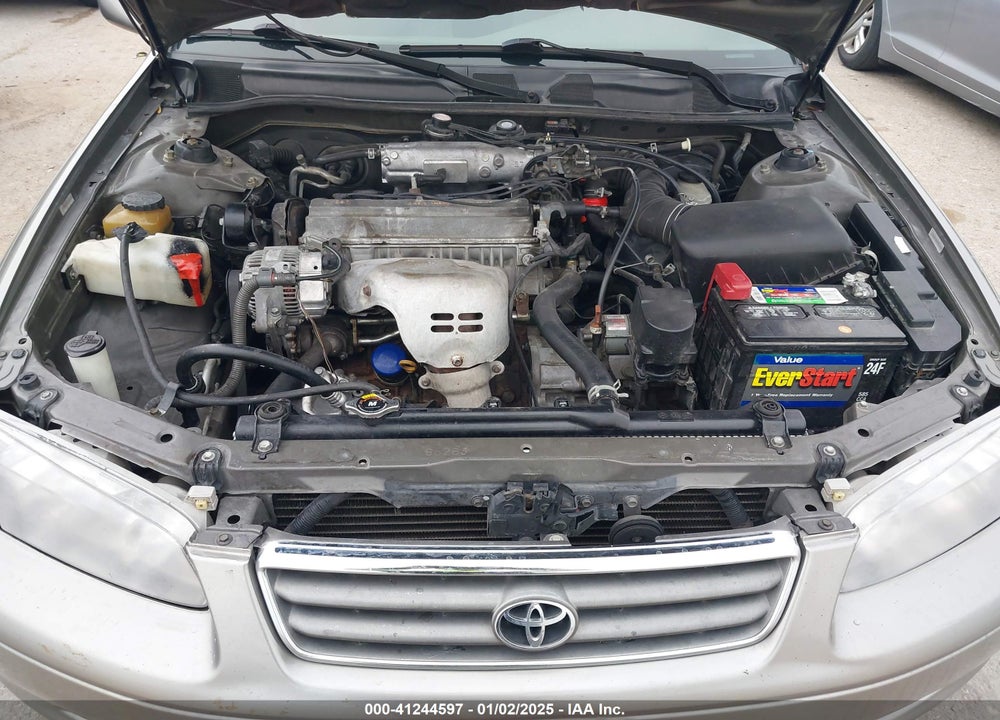 2000 TOYOTA CAMRY LE VIN: JT2BG22KXY0493124