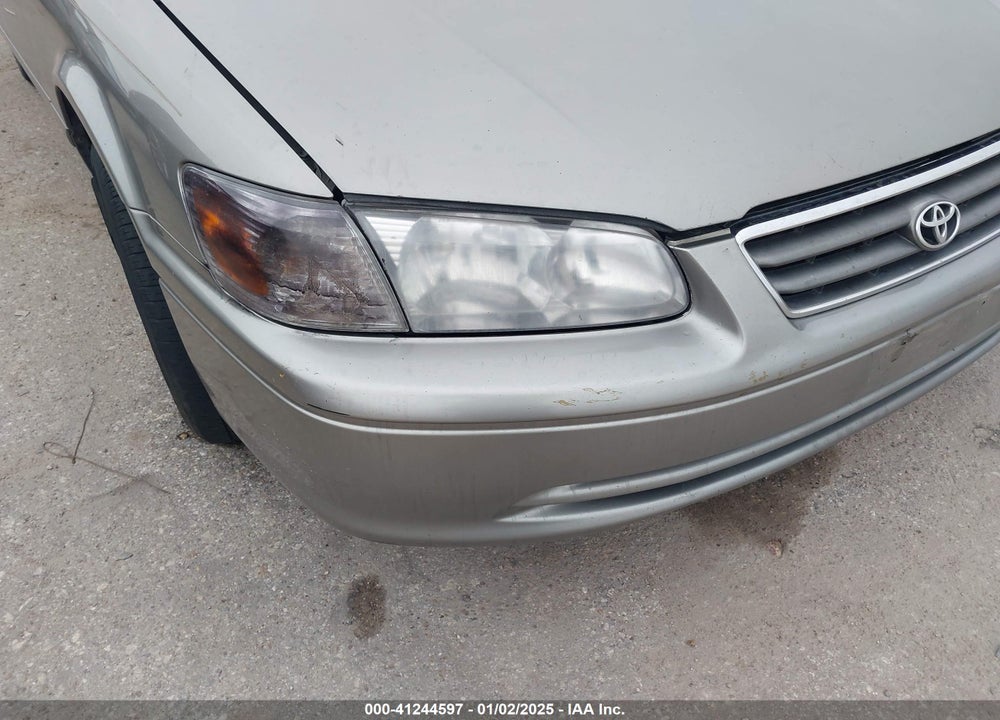 2000 TOYOTA CAMRY LE VIN: JT2BG22KXY0493124