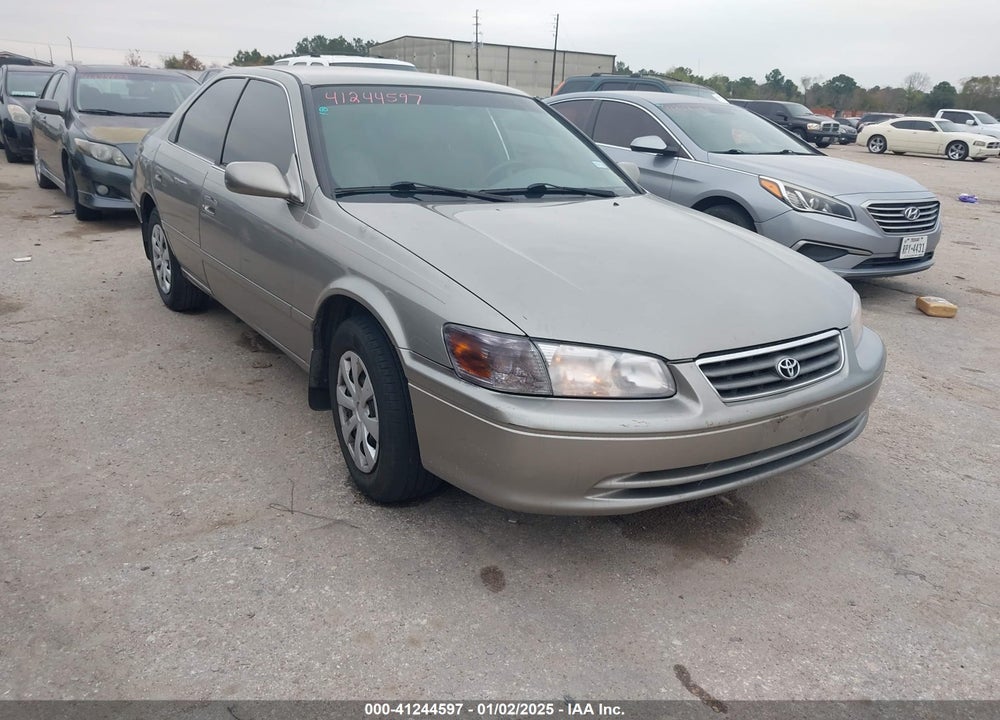 2000 TOYOTA CAMRY LE VIN: JT2BG22KXY0493124