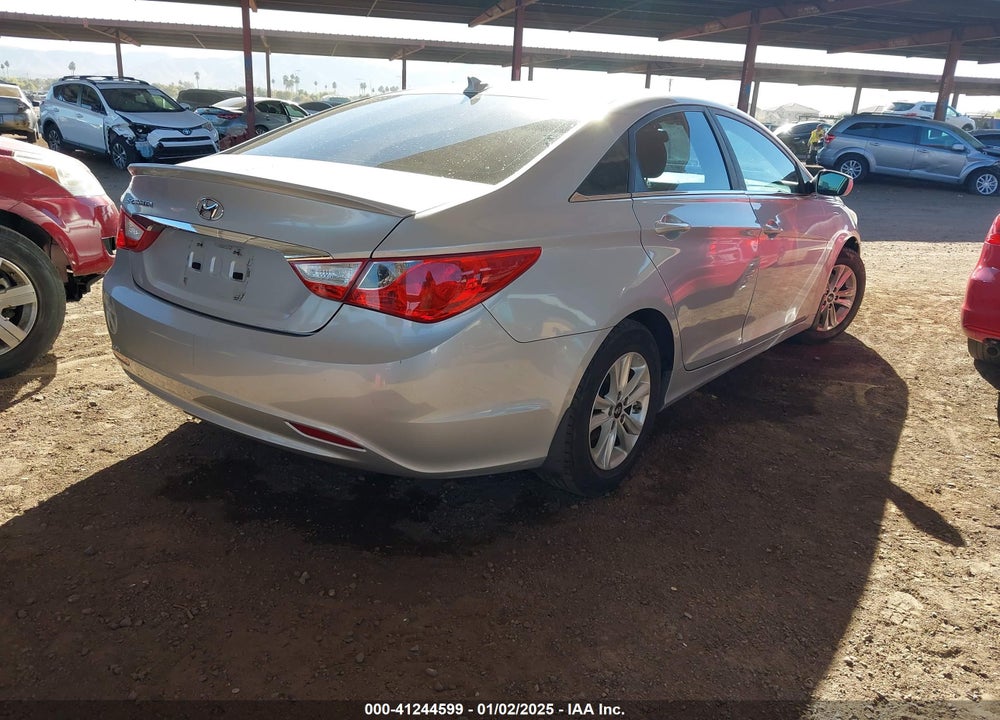 2013 HYUNDAI SONATA GLS VIN: 5NPEB4AC3DH550950