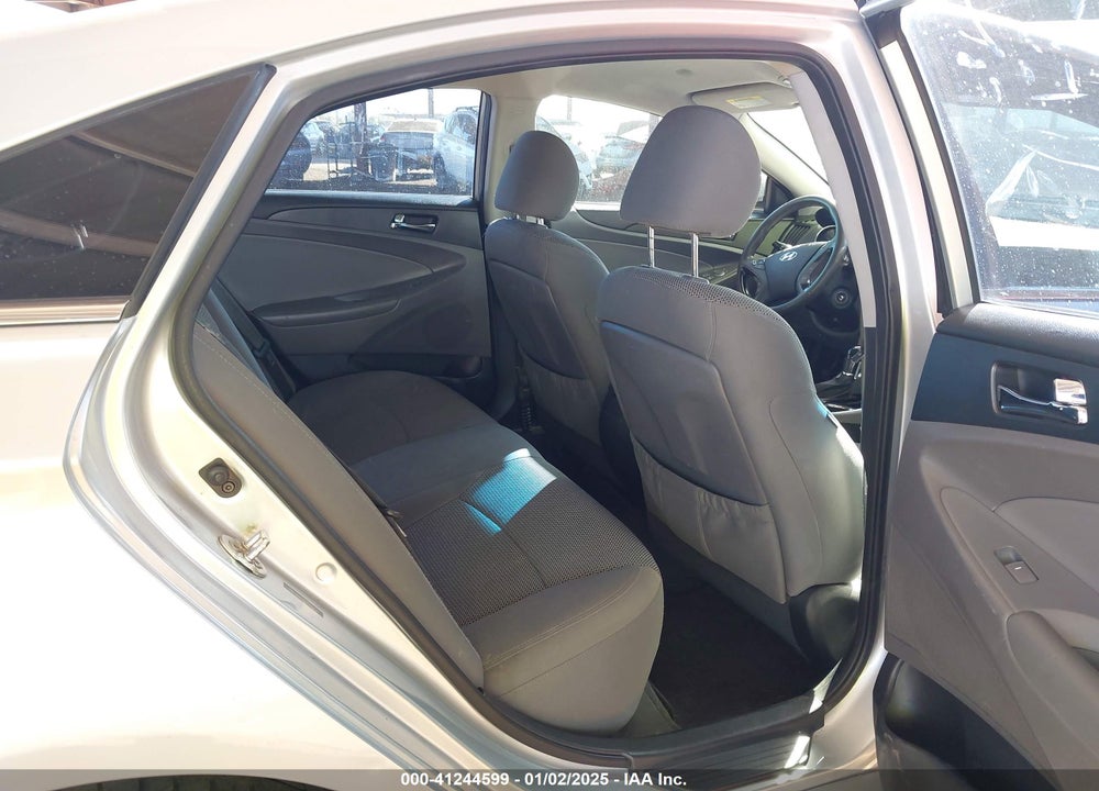 2013 HYUNDAI SONATA GLS VIN: 5NPEB4AC3DH550950