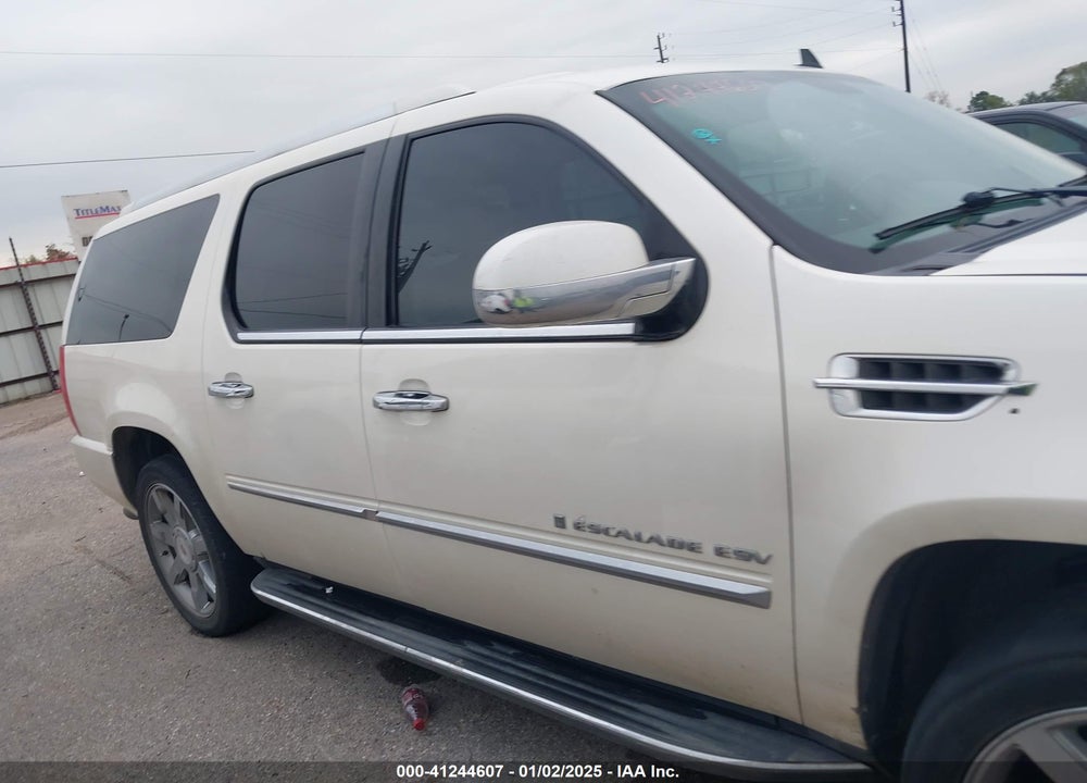 2009 CADILLAC ESCALADE ESV STANDARD VIN: 1GYFC26249R200100