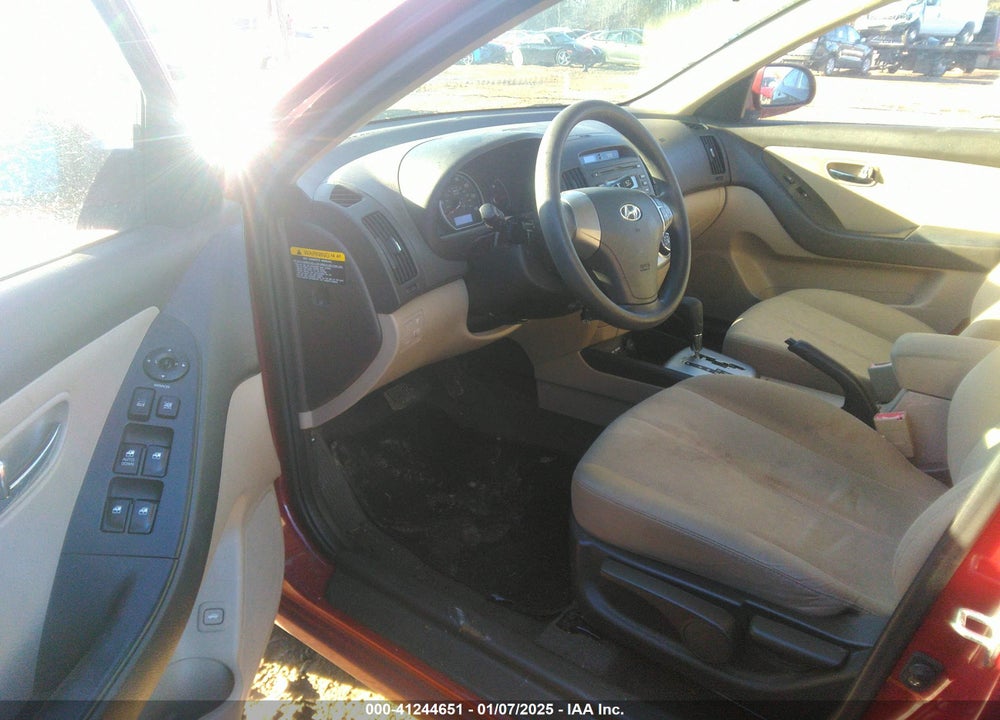 2010 HYUNDAI ELANTRA VIN: KMHDU4AD2AU936321